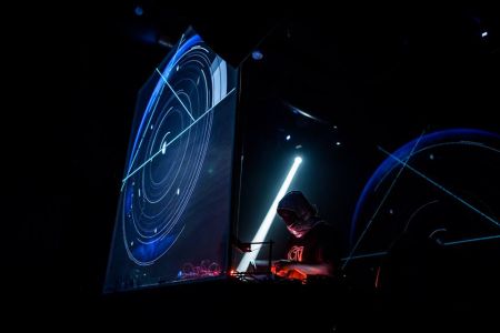 [Umo & 0b_server & AV-K] live AV at Mutek Festival